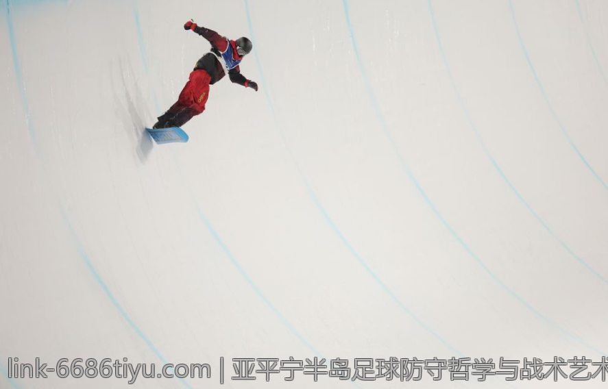 亚平宁半岛足球防守哲学与战术艺术探索
